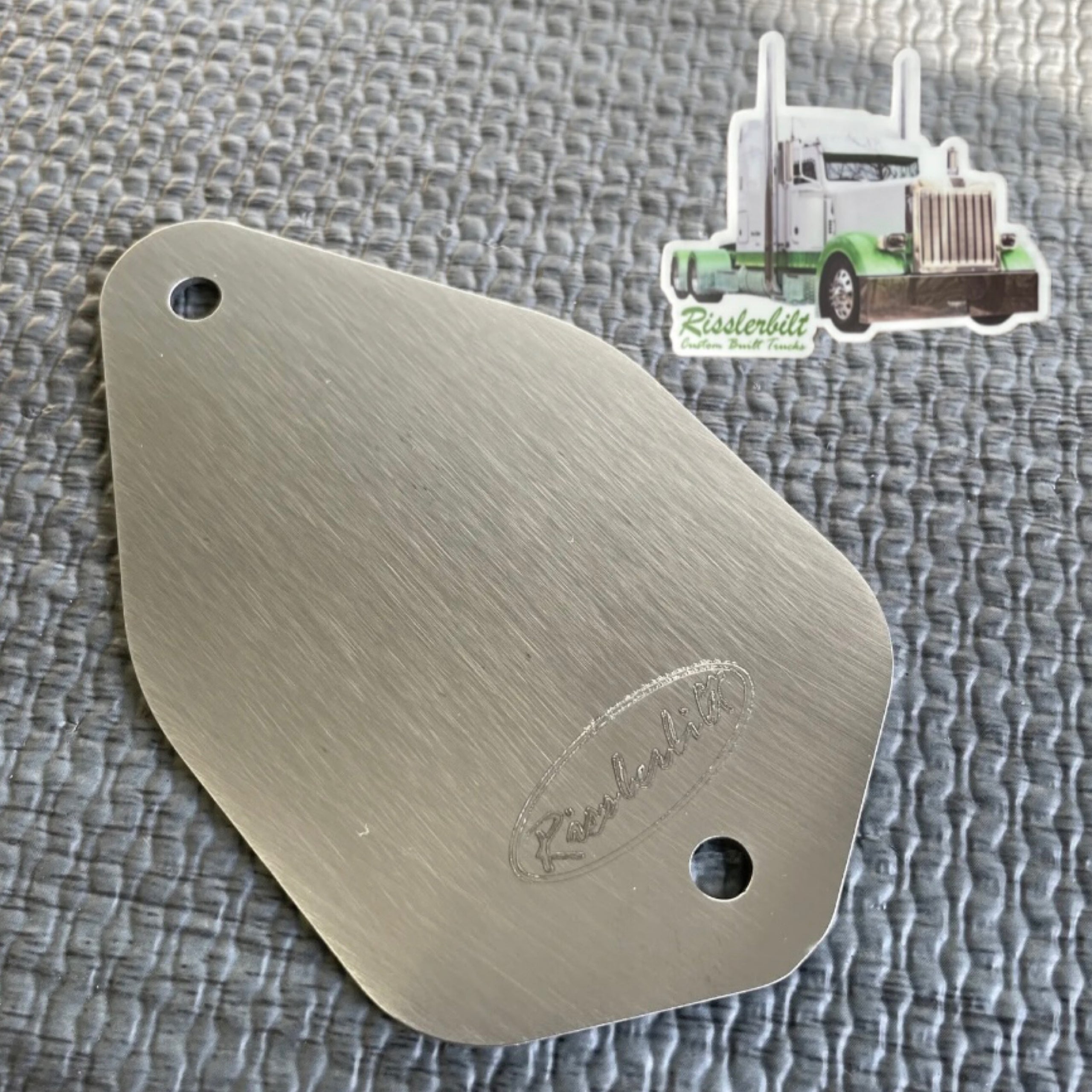 Peterbilt Horn block off plate Single Risslerbilt